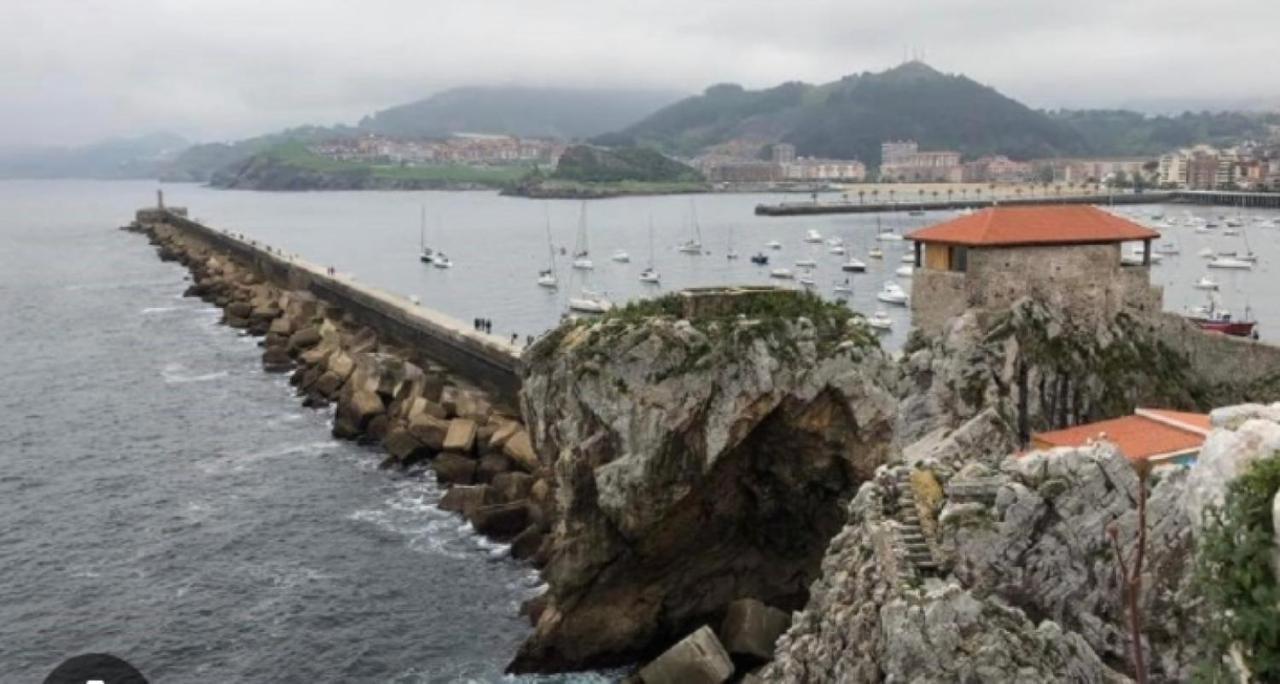 Apartamento Bc Castro Urdiales Apartment ภายนอก รูปภาพ
